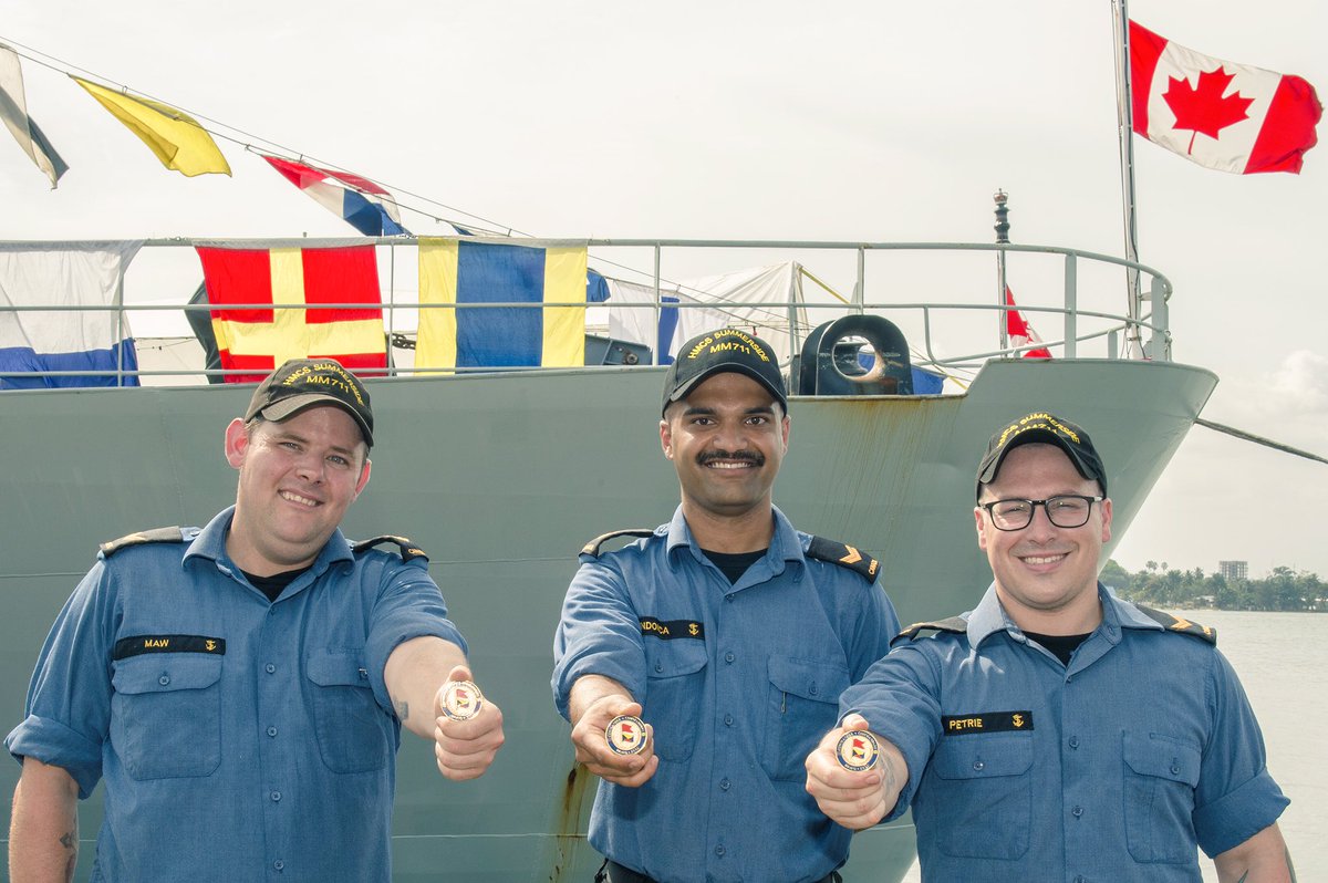 Comd_RCN's tweet photo. Had opportunity 2 speak w/ crew of Summerside &amp; Moncton who r making a difference in W. Africa. Leadership &amp; professionalism was exceptional https://t.co/nHeXK2EpAb