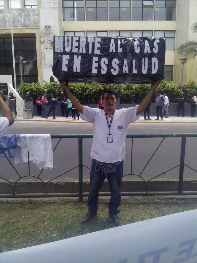 Pablo9471's tweet photo. SEGUIMOS LUCHANDO @KeikoFujimori @Cas_a_728 JUSTICIA LABORAL @BankadaFP CONFIAMOS RATIFICACIÓN D SU VOTO APROB X… https://t.co/ISEZhoPyHl …" https://t.co/45aSFeF003