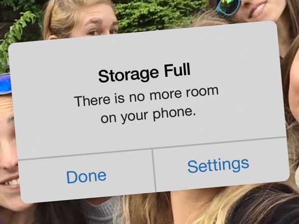 PopSci's tweet photo. How to free up space on your smartphone https://t.co/2mRZKTGwQu https://t.co/3dhNN9STJQ