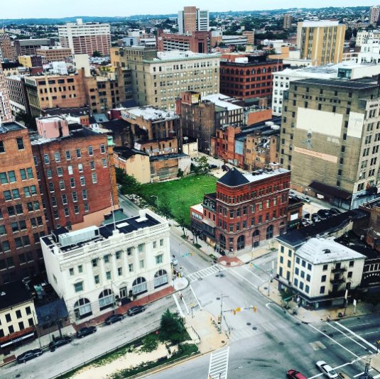 Radisson's tweet photo. Good morning from #Baltimore! #TheRadisson #TravellTuesday #cityscape 

📷: @epic_hugo https://t.co/53qy5bEaAN