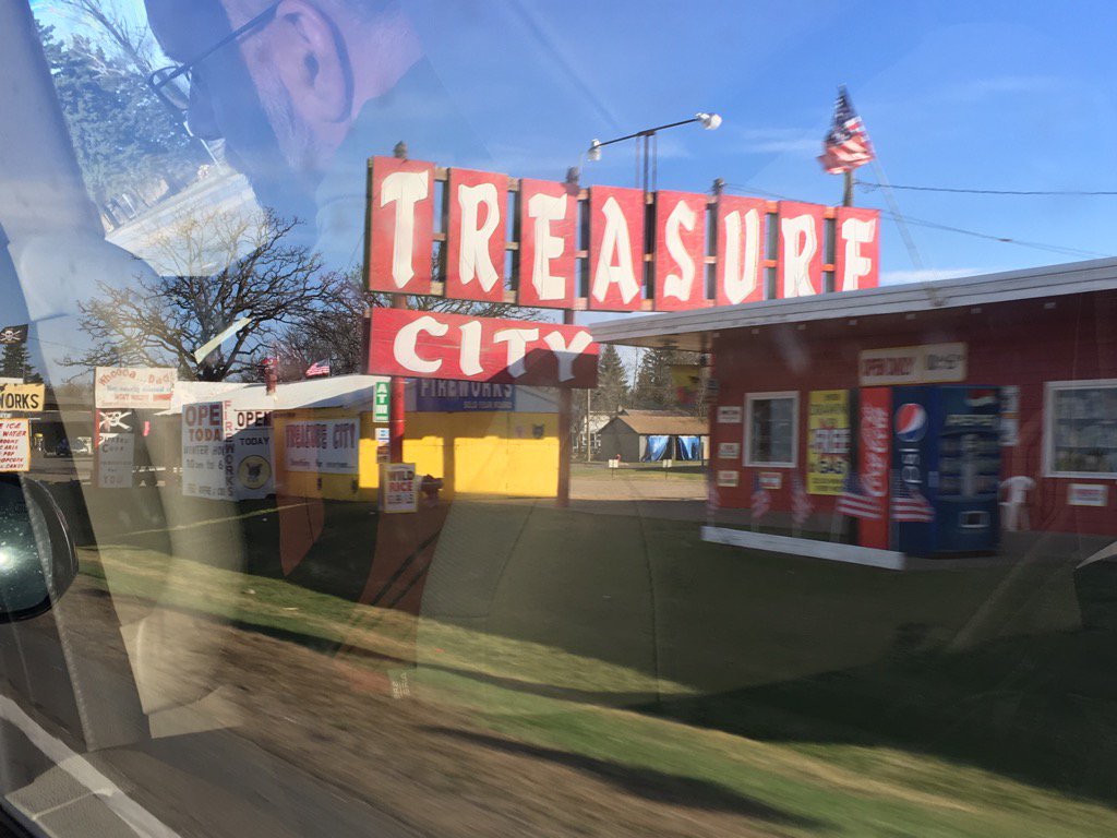 Introducing my favorite MN landmarks to the Quartet