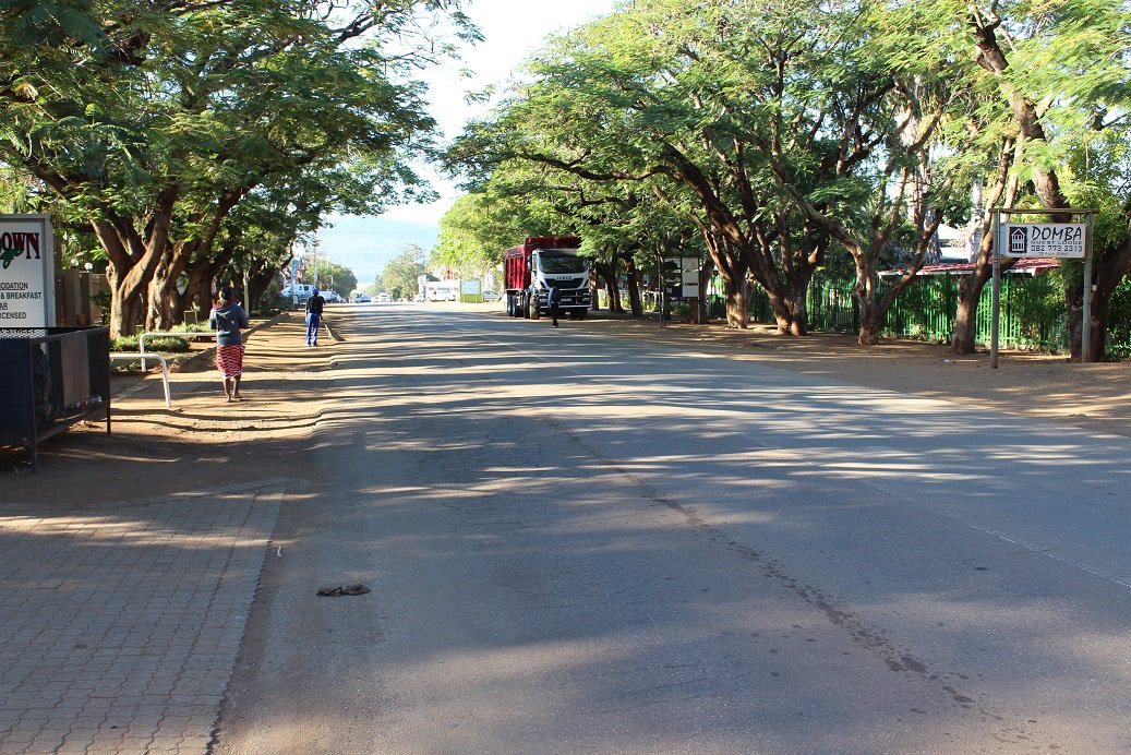 mphappenings's tweet photo. #Potholes getting bigger - Drive with Caution 
Recurring potholes #geotripz address 77 Rissik St, Komatiepoort geopraxis demo https://t.co/KxVkMDanfy