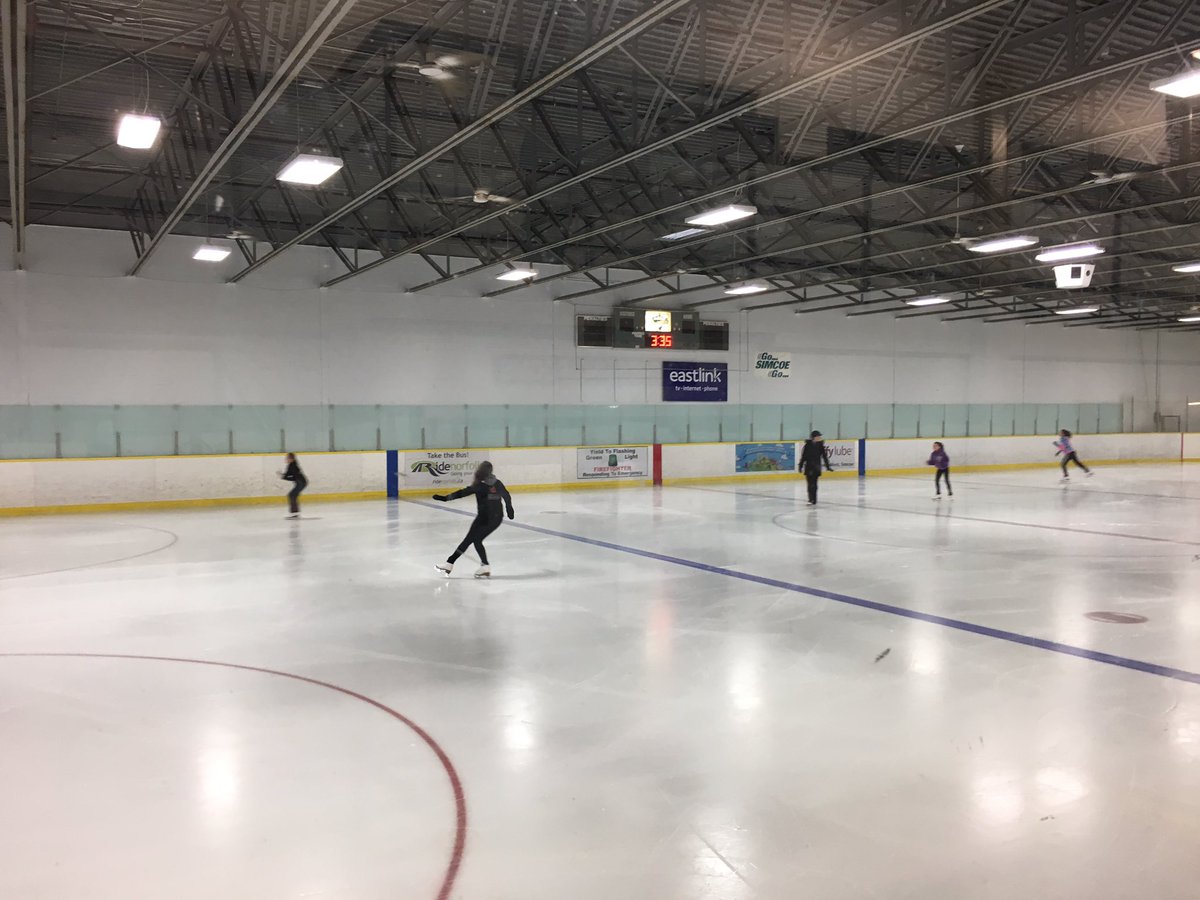 Port Dover Skating tweet media