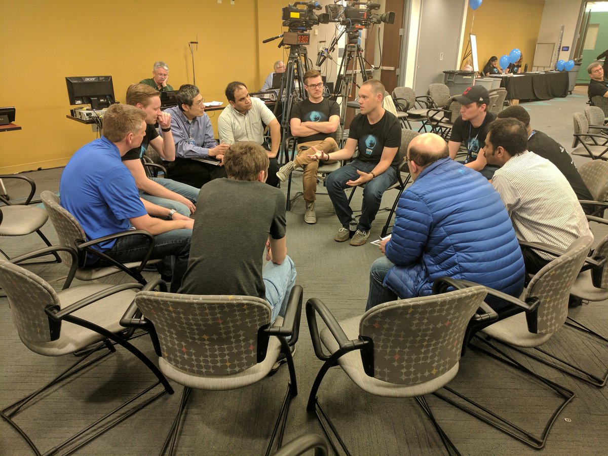 malak_ada's tweet image. @mattjcurry with @JordanICollier facilitating an open space talk at #CPEExpo #compozed