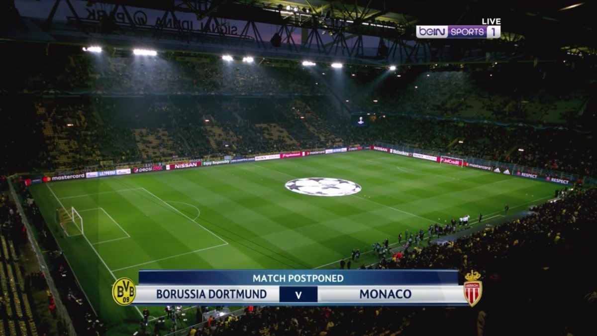 my_supersoccer's tweet photo. Buat yang nungguin laga Dortmund vs Monaco, Partai tsb ditunda (main Kamis dinihari) dikarena ada ledakan di dekat bis pemain Dortmund. https://t.co/dDAREJjVm4