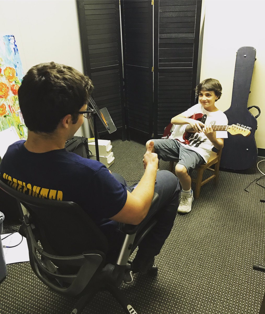 SoulSearchRec's tweet image. Our student Max enjoying his guitar lesson w Mike!!