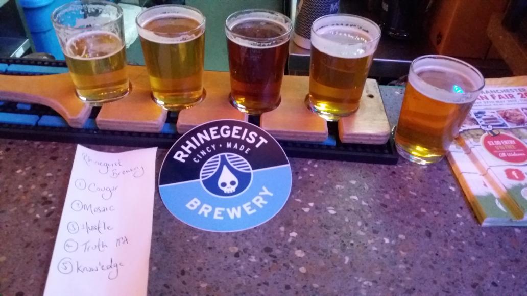 Aprofitant que hi ha els cervesers de Rhinegeist les tastarem totes.... a <a href="/BrewDogMancs/">BrewDog Manchester</a>