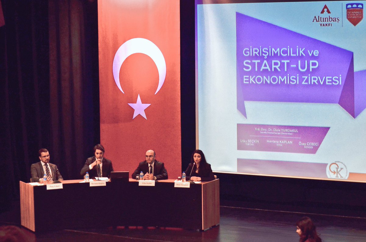 istkaorgtr's tweet photo. . @KemerburgazUni Girişimcilik ve Startup Ekonomisi Zirvesi’nde İSTKA uzmanı @mckaplan öğrencilere girişimcilik ekosistemine katkıyı anlattı https://t.co/GiUB3OMOoc