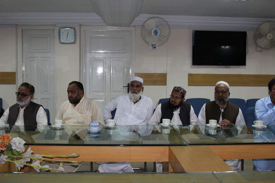 lrh_pesh's tweet photo. HECC of Health Department met Minister Health. They brief the minister about their concerns regarding Health Professional Allowance https://t.co/3M08iWoTEv