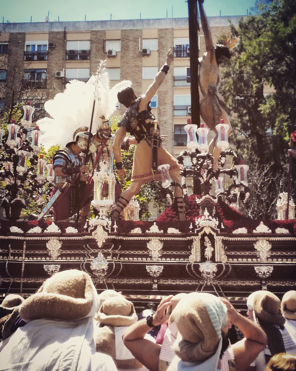mlmsevilla's tweet photo. Tu nunca caminarás solo,Desamparo y Abandono, todo el Cerro irá siempre contigo @LaPasionCTV @DoloresdelCerro #cerro2017 #SSantaSevilla17 https://t.co/18h0dllpl7
