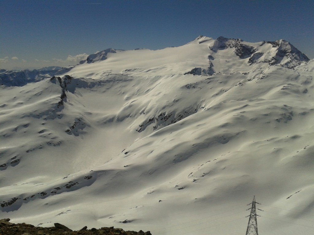 BauAndrew's tweet photo. Piz Cavagnoo – 09/04/2017 https://t.co/kqG0eaoGdY https://t.co/r19iSH2V6L