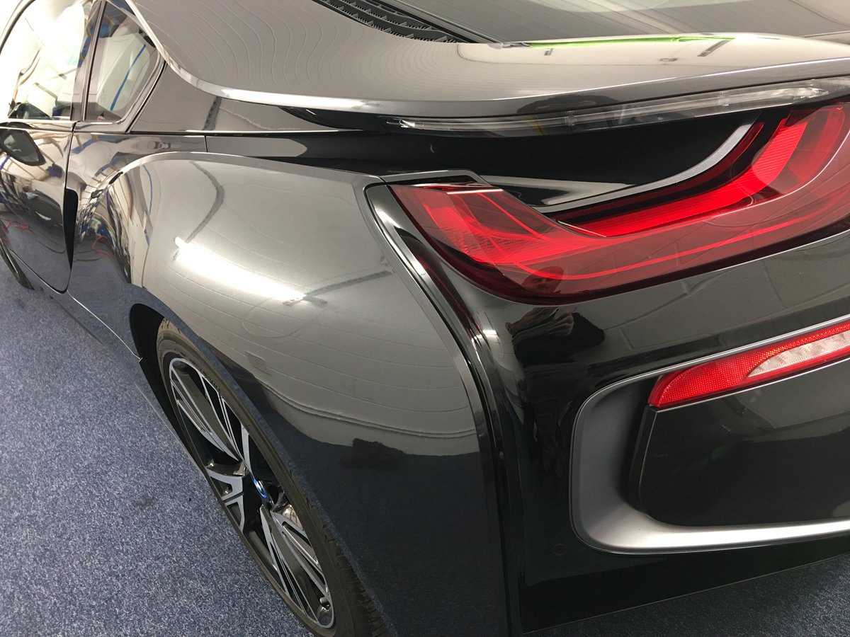 DetailedbyDale1's tweet photo. @AutoFinesse great #BMW #i8 having the full #AutoFinesse treatment ..pre sale prep https://t.co/3ioUwg3QfP