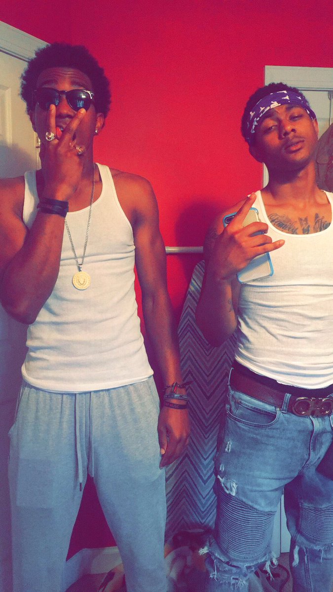 DevanteChing's tweet image. We just be chillin😎💯 #SpingBreak