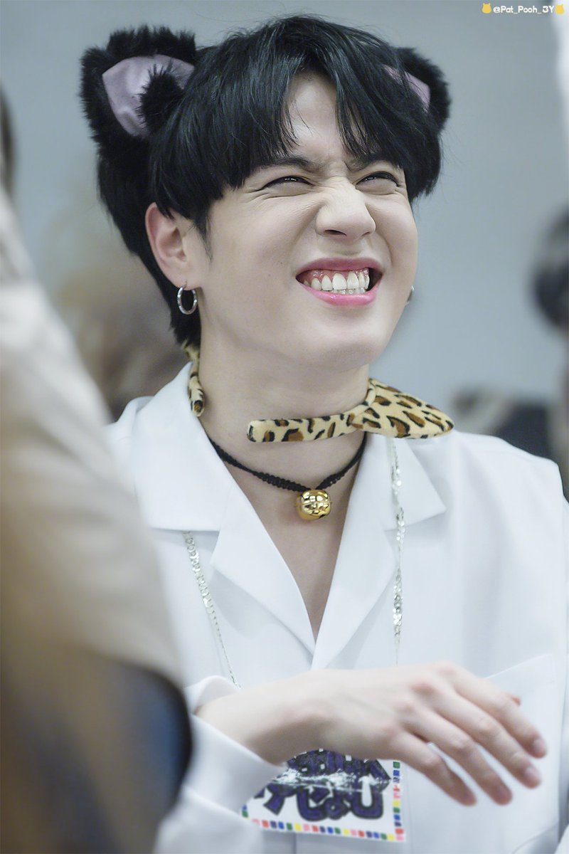Pat_Pooh_3Y's tweet photo. 170324 ยิ้มจนตาหายแล้วลูกกกก5555🤣🐼🐼💙 #YUGYEOM #유겸 #갓세븐 #GOT7 https://t.co/XmOLTMhDk0