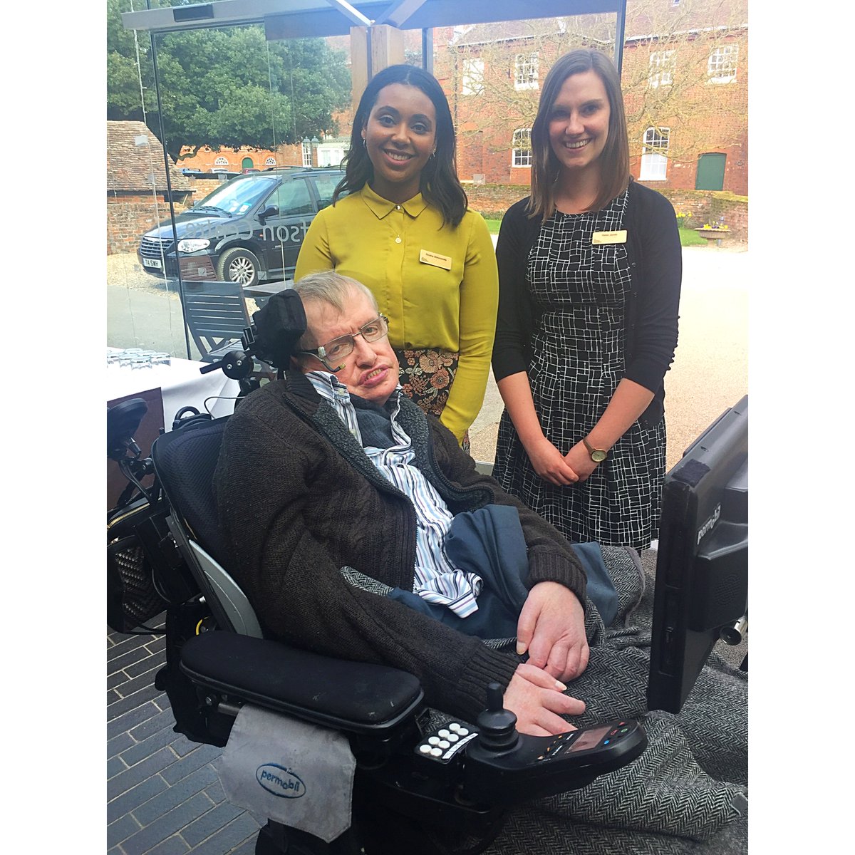 ReishaSimmonds's tweet image. Professor Stephen Hawking FRS, it was truly an honour.
