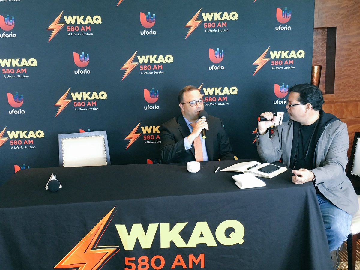 Machicotepr's tweet photo. Sec. @manuel_aj_laboy en entrevista con Ruben Sánchez #RDClaro explica la importancia del #DMO y #EnterprisePR para el #DesarrolloEconomico https://t.co/RSkpAOJ8ar