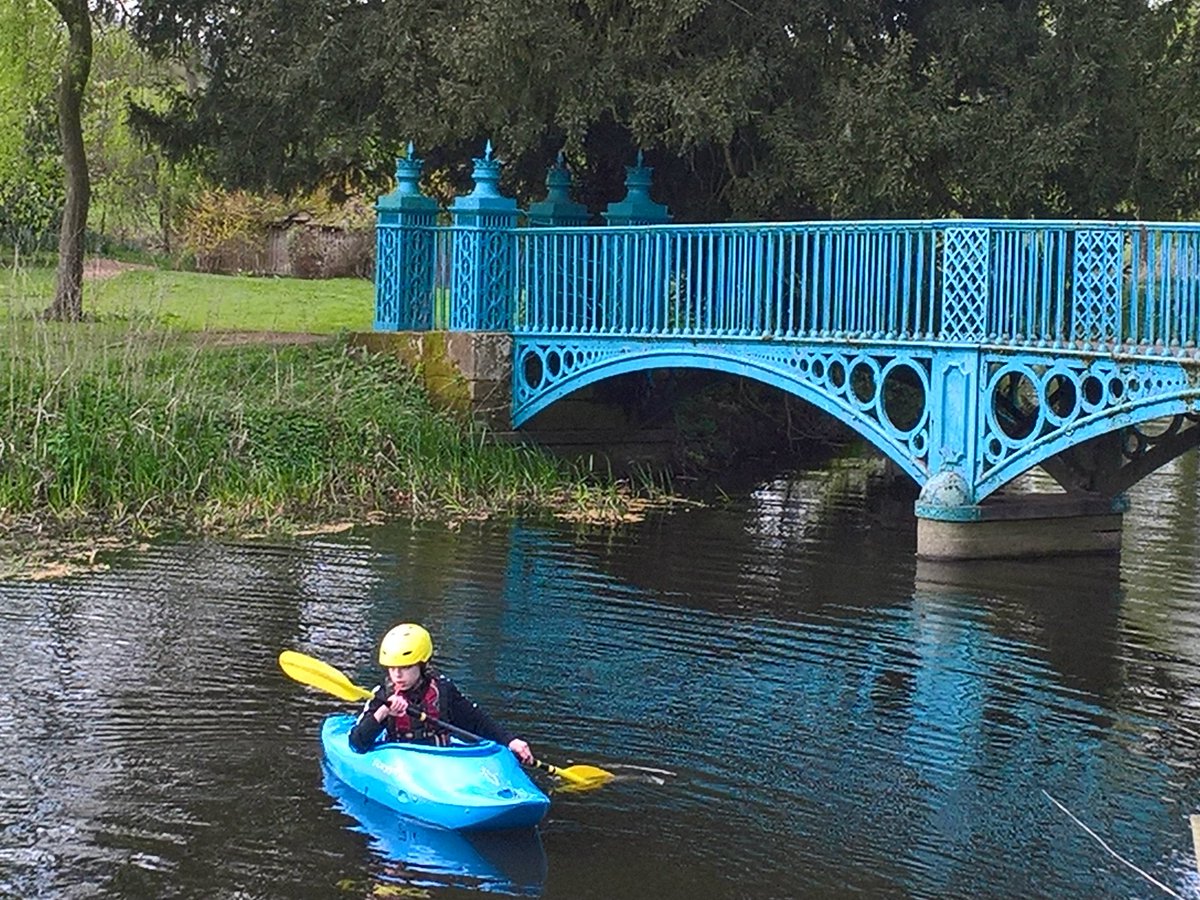 shugboroughNT's tweet image. Our visitors are busy ticking off activities on their #explorersquest such as No.50 canoe down a river. Fancy a go? bit.ly/2nahdvc