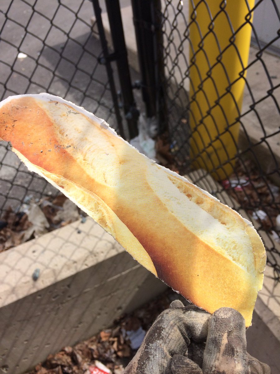 PAEcosquad's tweet photo. #DrizzleYEC cleanup 2

Fun litter we found:
-flossers
-bday card 
-car air freshener, Summer Linen
-WoW cards (3)
-cardboard cutout of bread https://t.co/h8mP6Uy9mH