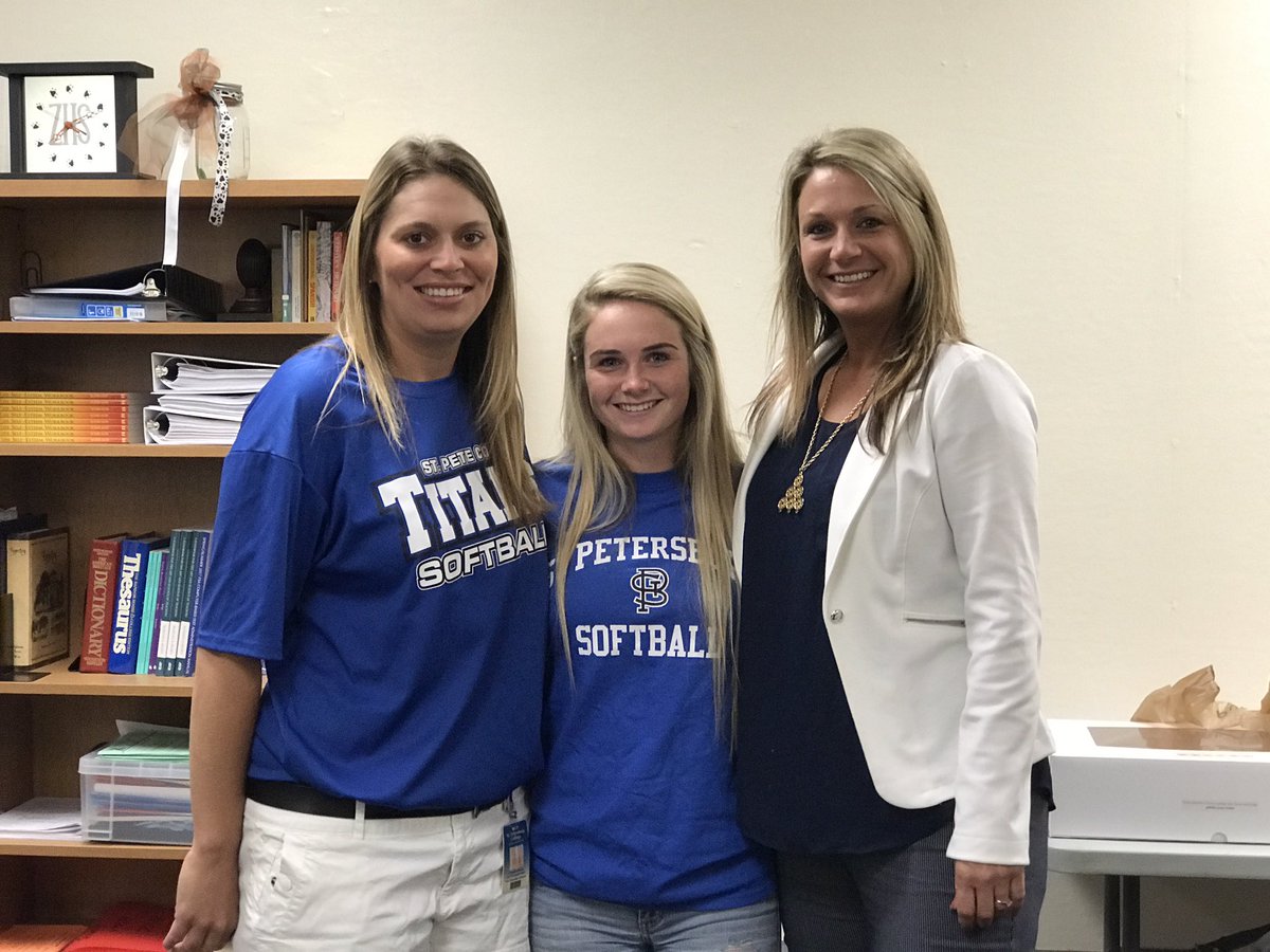 Congrats to @Cassidee_alexis for signing with St. Pete College today! Proud of you!