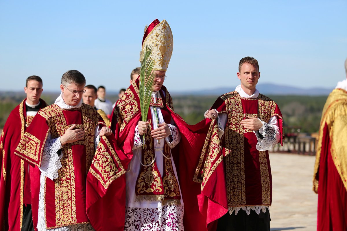 StThomasSem tweet picture