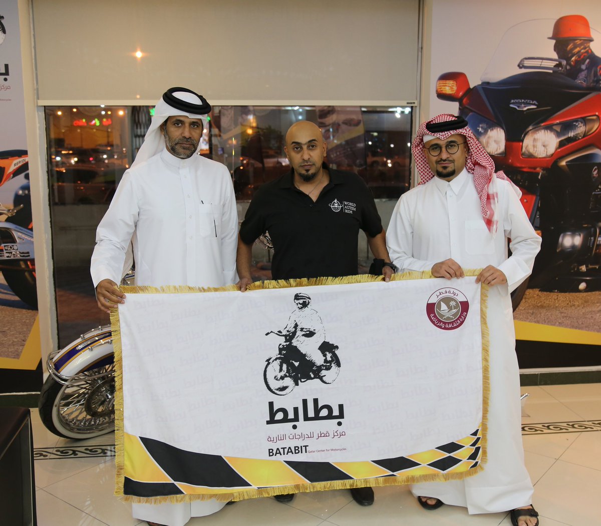 batabitqtr's tweet photo. مركز بطابط يدعم خالد الجابر في رحلة #طريقي_للحرير من لندن الي بكين الذي يربط بين اسيا واوروبا

#Batabit #Qatar #Doha 
@khalidaljaber https://t.co/lfcEucbauf
