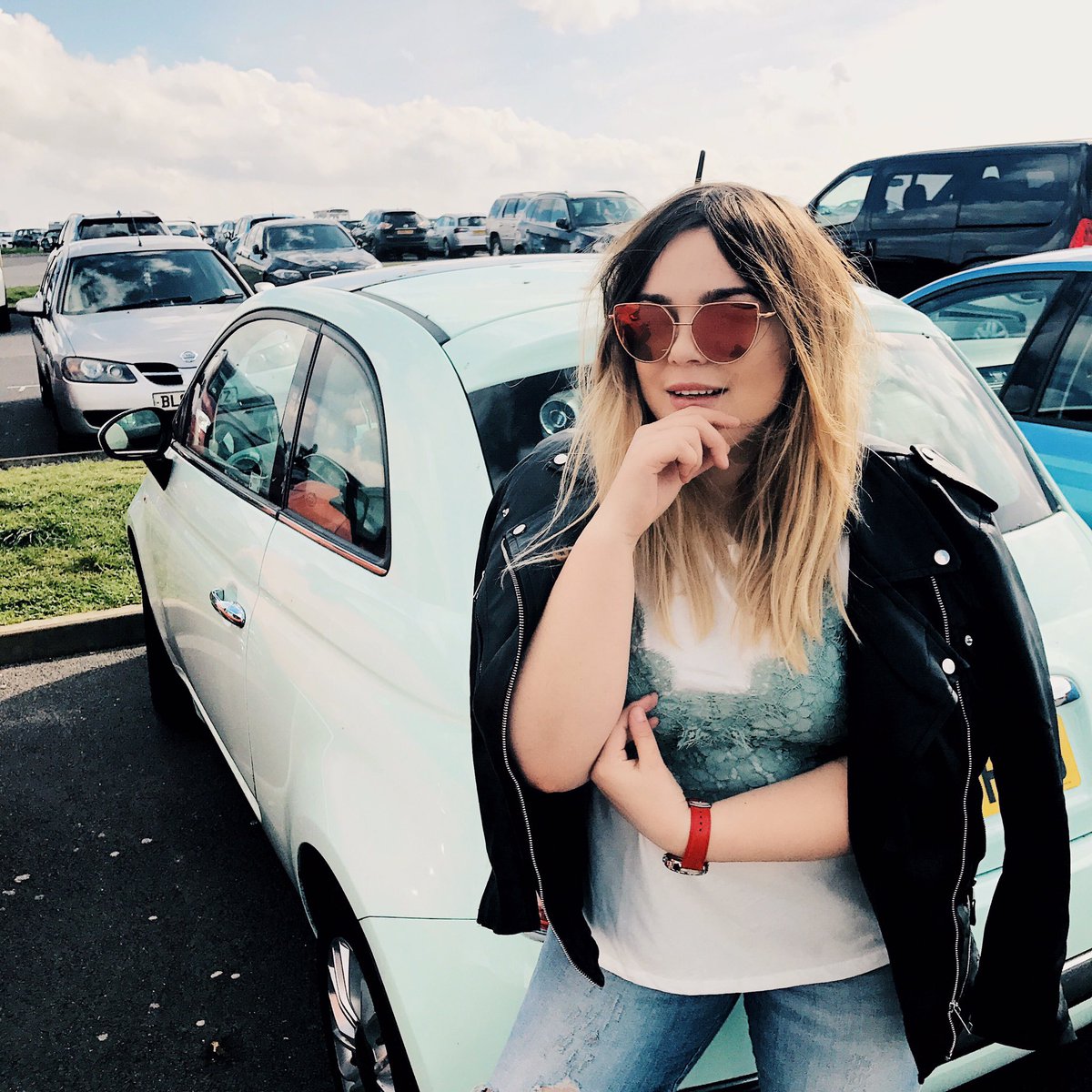 llymlrs's tweet image. New video! A H&amp;amp;M haul and a vlog! youtu.be/x-HCBfmTijA