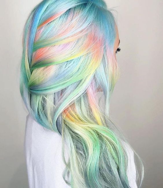 Mermaid colour anyone? Use Unwash to uphold colour and achieve healthy hair! #hair #haircare