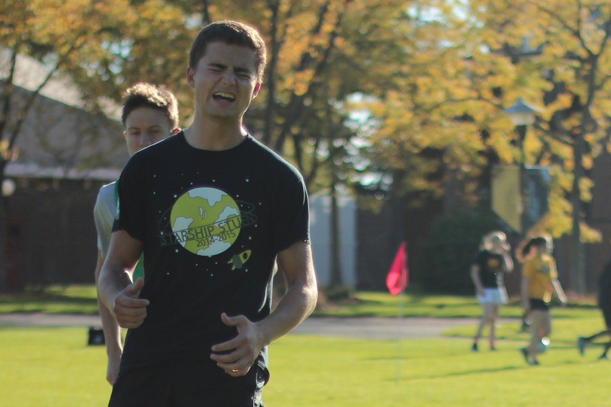 PLU_Rec's tweet image. The face you make when you forget to submit your roster to imleagues 😬Don't let this be you! Rosters are due TODAY @1 pm #getsocialgetfit