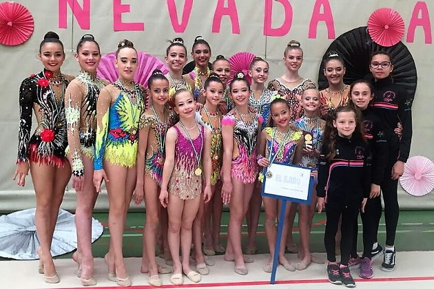 El <a href="/CGRElEjido/">CGR El Ejido</a> no se cansa de subir al pódium en #Armilla y en #Torremolinos. 17 veces en total. deporteselejido.com/ritmica/110420…