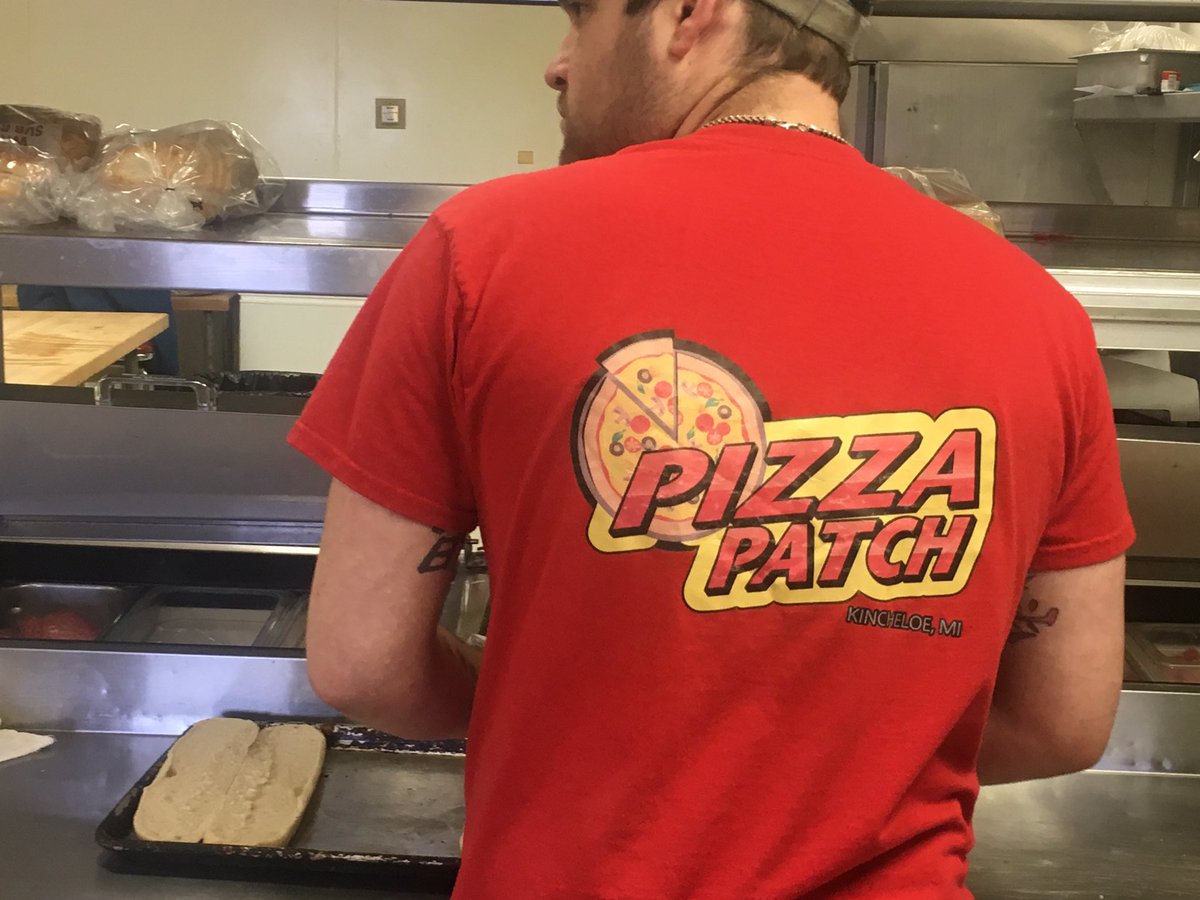 MichiganGonzo's tweet image. First stop on our search for Michigan's Best Sub Sandwich! #pizzapatch #kinross #UP #mibest @amyonthetrail @PureMichigan
