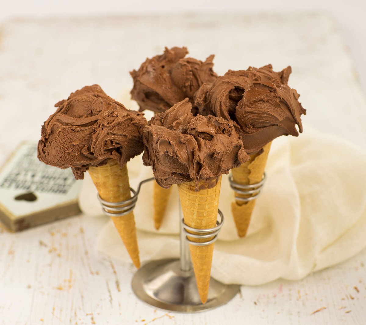 caprilligelato's tweet photo. I #gelatinaturali si contraddistinguono per l'assenza di coloranti! https://t.co/3k3xjNYcrU