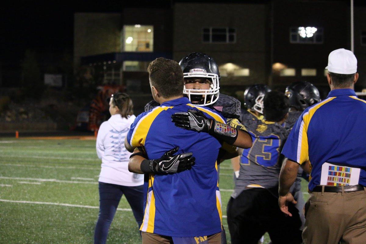 cfbg_dyltricks's tweet photo. Gonna miss my football Squad! 🏈 https://t.co/1eGFzxxMlf