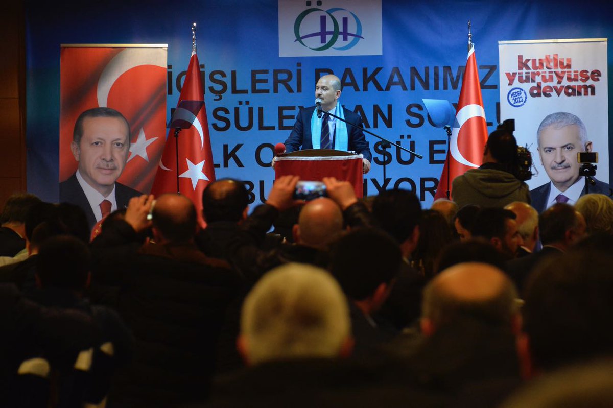 suleymansoylu's tweet photo. Bu sistem kriz doğurmak için, ülkenin ayağına pranga vurmak için kurulmuş bir sistemdir.

Artık Türkiye'nin, bunlarla kaybedecek vakti yok https://t.co/Lmz2FyBZbo