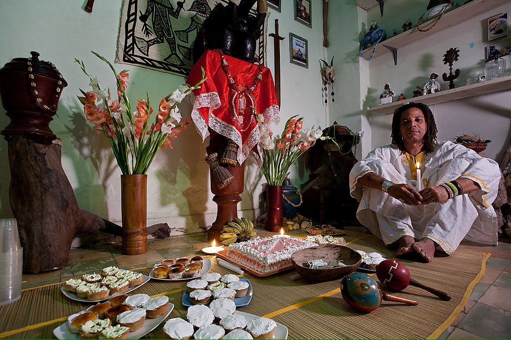 CaribbeanFactz's tweet photo. Santeria Cuba 🇨🇺 https://t.co/QdbYIY73ZS