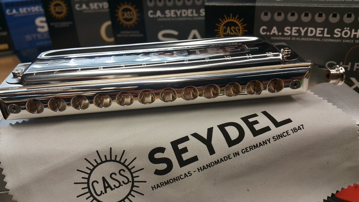 BAIRESMUSICSRL's tweet photo. @SEYDEL bienvenido a  @BAIRESMUSICSRL ya disponibles !! Cual te vas a llevar ? https://t.co/DEIcpXG0Os
