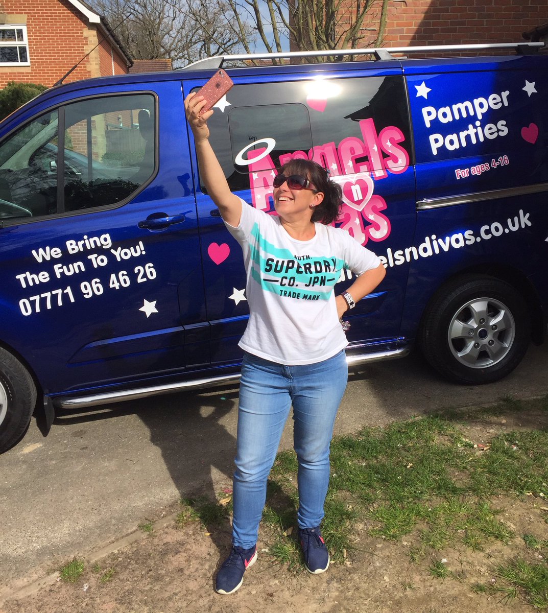 The pamper Wagon is back newly decorated now just need pimping up, eye lashes ready!  Thanx #BlueLizardSigns. #pamperparty #Crawley #sussex