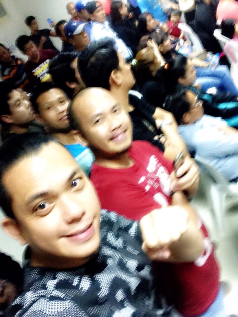 ClavinKd's tweet photo. @MochaUson @MochaUson ATM at embassy https://t.co/oavn3pRm1F
