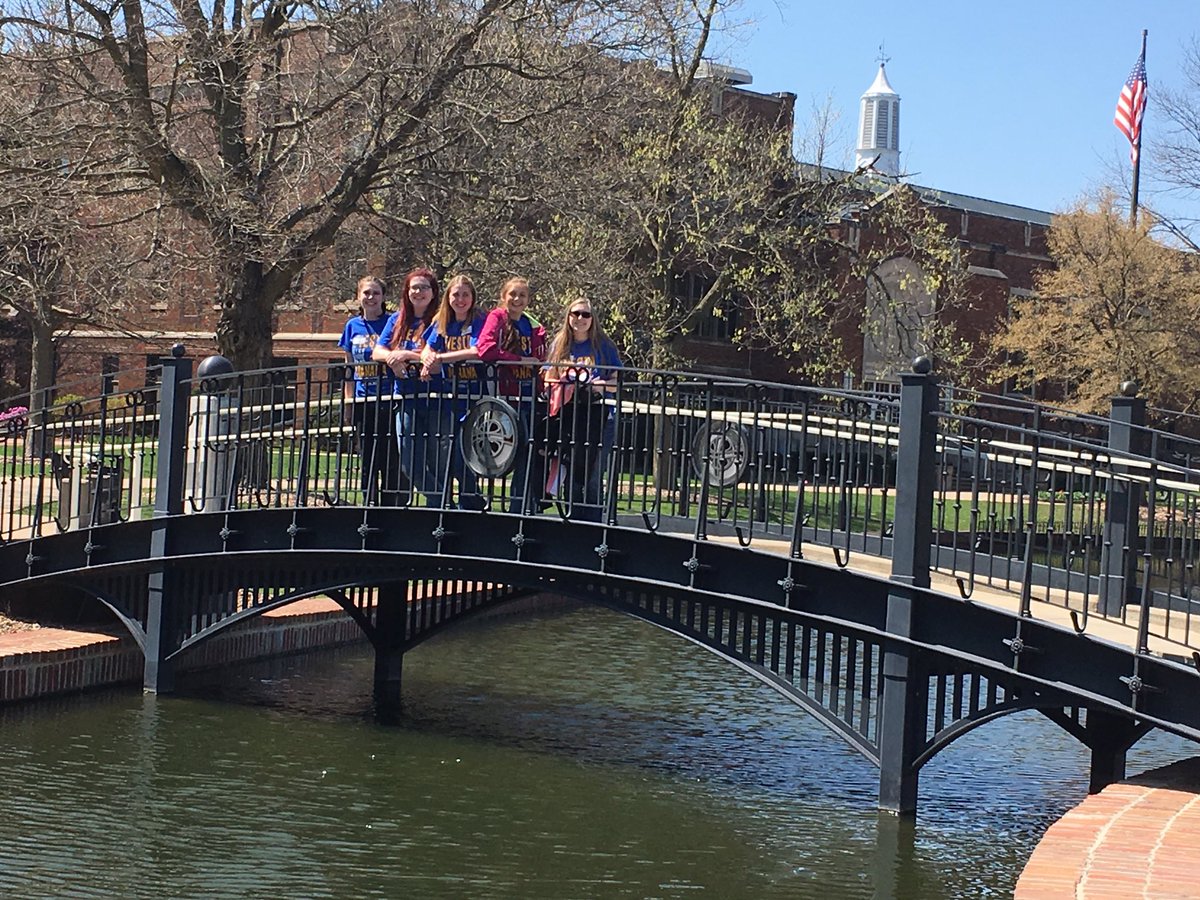 dcg_worldlang's tweet photo. Fun after lunch @dcg_worldlang @CentralCollege @DCGHS #dcgexcellence https://t.co/W5zkZhlgIp