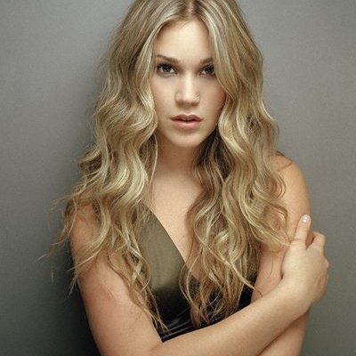 Happy Birthday Joss Stone!!     