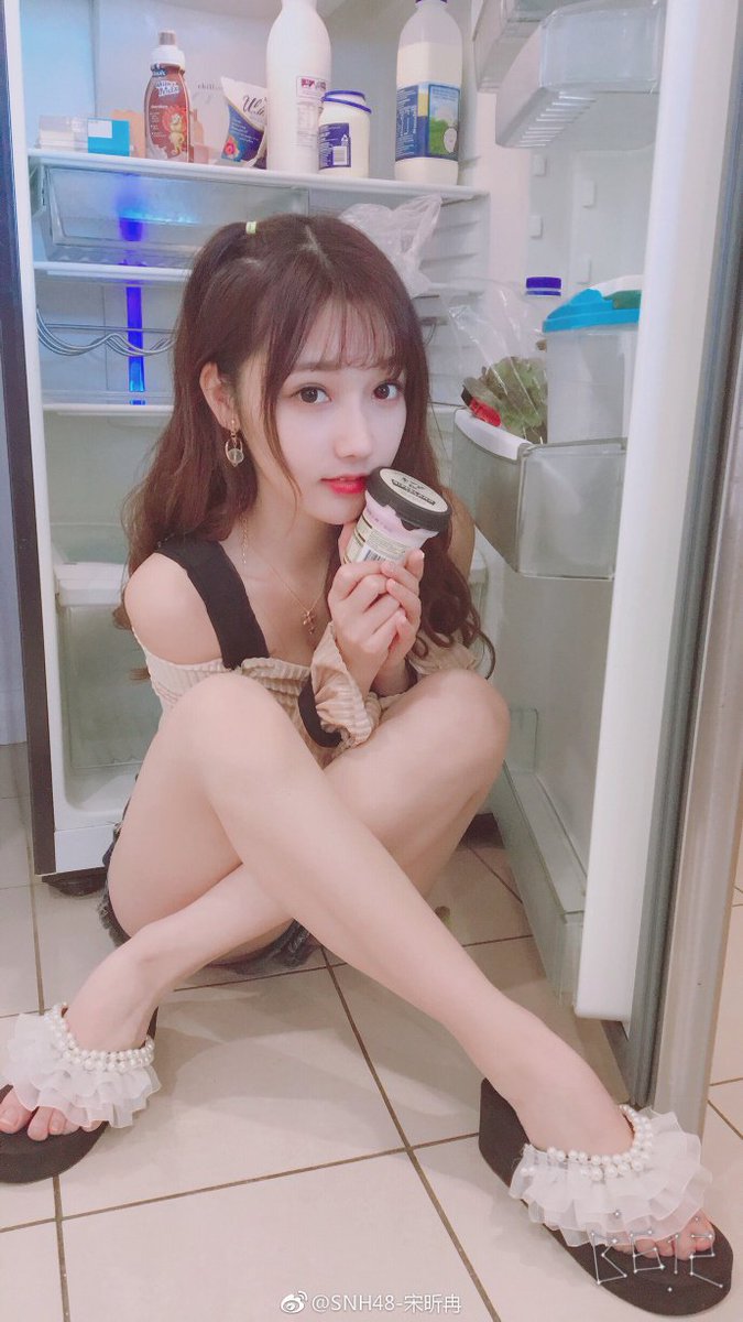 SNH48Pics's tweet photo. 20170411 #SNH48 Team X  宋昕冉 // Song XinRan https://t.co/kOffHRVkBI