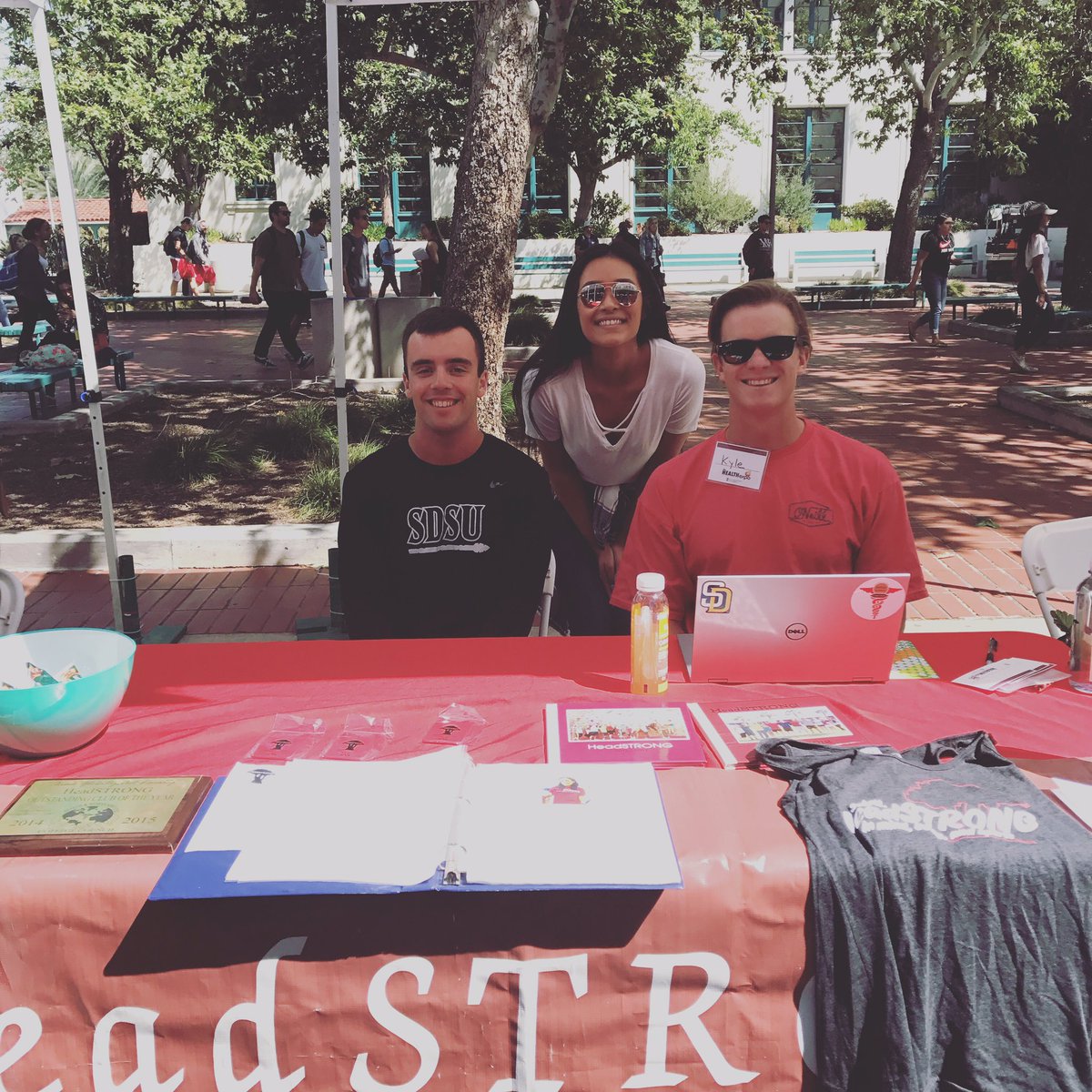 SDSUHeadstrong's tweet photo. We're tabling on North Library Walkway until 2pm today, come check us out! https://t.co/NQd0h8xJSQ