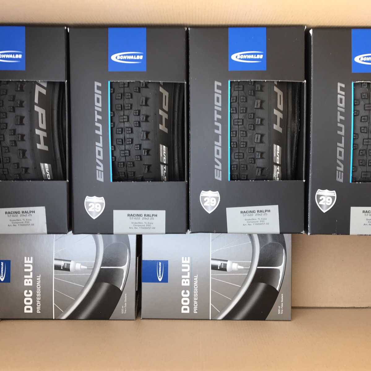 Grote dank aan <a href="/Schwalbebanden/">SchwalbeFietsbanden</a>. Laatste voorbereiding op de Vuelta Ibiza MTB, aan de banden kan het in ieder geval niet liggen...