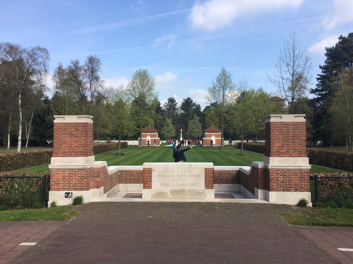 PFVimy2017 tweet media