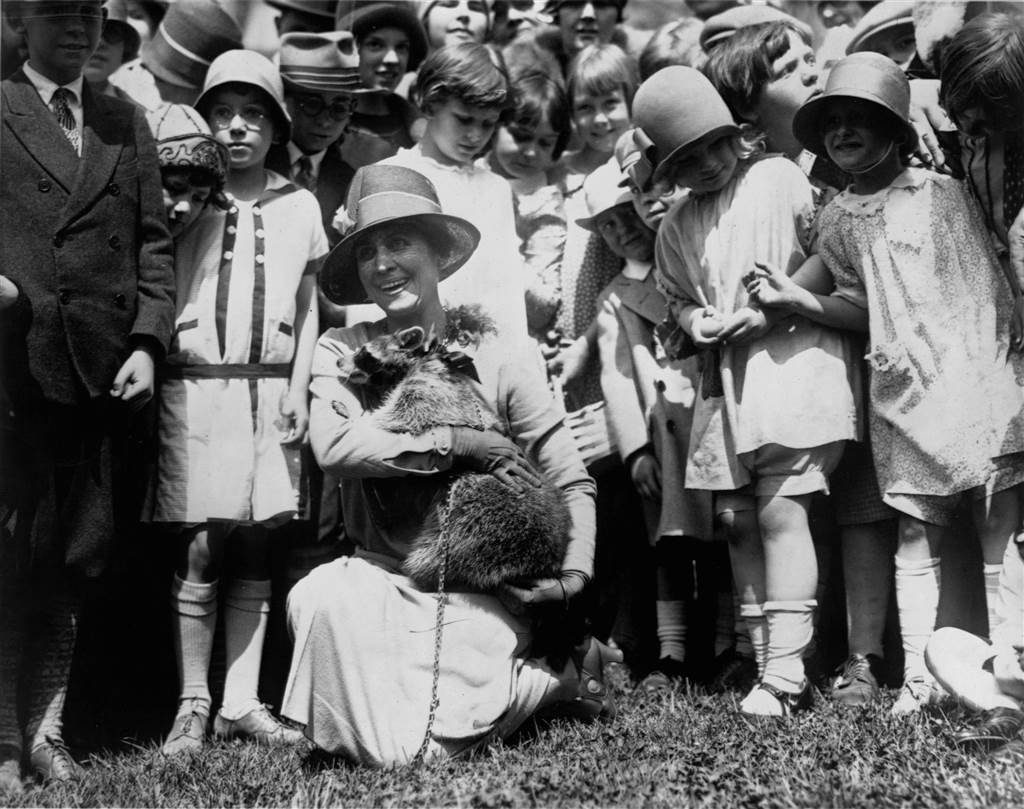 NBCNews's tweet image. In honor of #NationalPetDay, take a look back at past presidents&apos; furry friends nbcnews.to/2p2f0lA