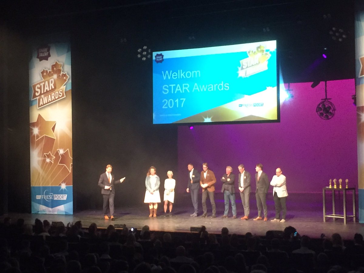 'Jurypraatje' dus de uitreiking van de STAR Awards gaat beginnen! Mooi en belangrijk evenement van @rocfriesepoort #sharetalent