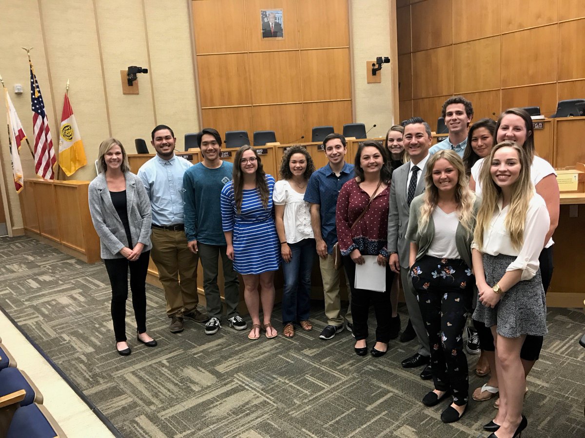 chrisjcate's tweet photo. Students from @PLNU (History &amp; Poli Sci) visited City Hall today. We discussed public safety, education &amp; the impact of local government. https://t.co/no3oQa0PEL