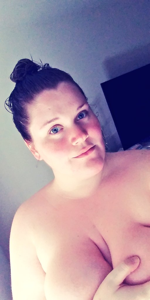 LisaLuxLive's tweet photo. Not feeling makeup or filming today.
Doesn't mean you get out of paying.π΅
#findom #spendbig #bbw
Go spend it all, https://t.co/uJgD8UJK9P https://t.co/FTOchTtrsY