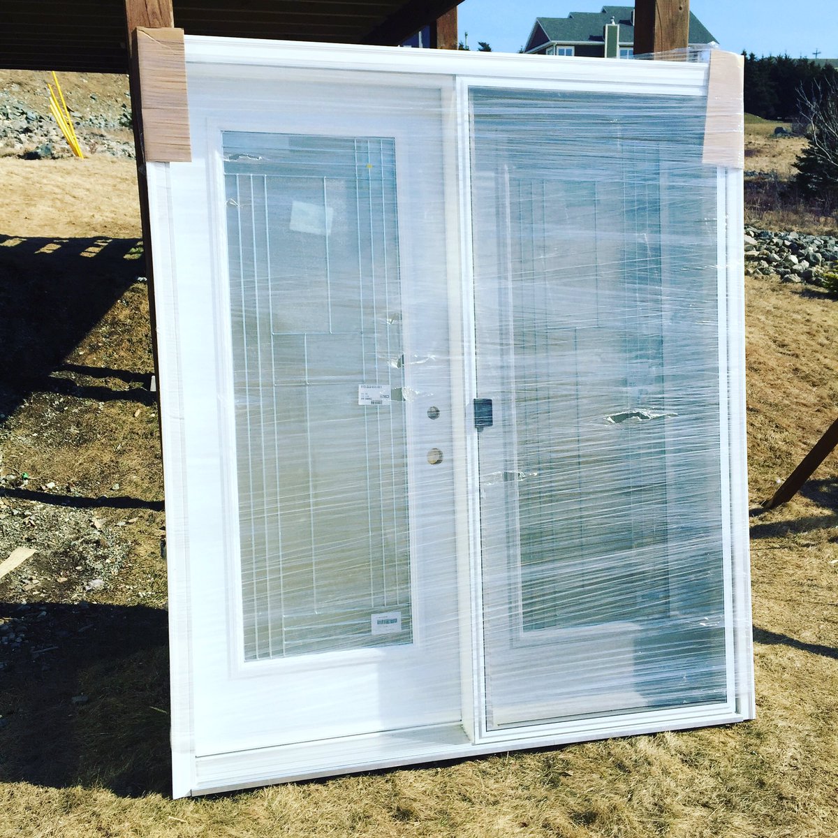 homesforlease's tweet photo. Plus 12 temps means our guys are out enjoying the sunshine ☀️ #propertymanagement #installingdoors https://t.co/VIZ4YM71gZ