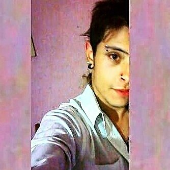 Mechita03's tweet photo. #NuevaFotoDePerfil https://t.co/V74hnbfhzT