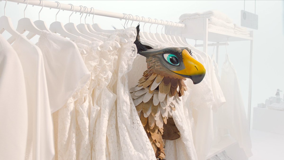 _creativelives's tweet image. Director @josephpfmann on how he brought a flock of puppets to life for @Intu’s Christmas ad buff.ly/2o0ADQh #lectureinprogress